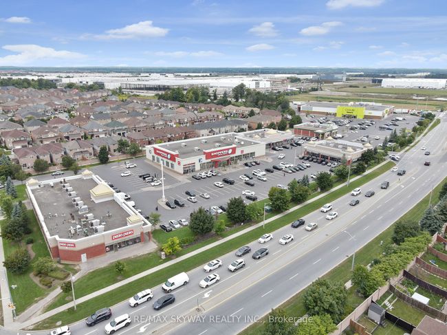 19 Rednor Dr, House attached with 4 bedrooms, 4 bathrooms and 4 parking in Brampton ON | Image 40