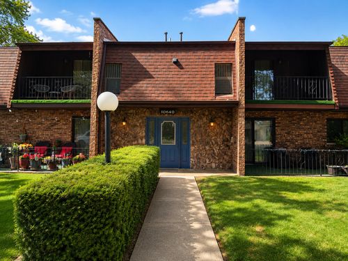 2b-10640 S Brooklodge Ln, Palos Hills, IL, 60465-1948 | Card Image