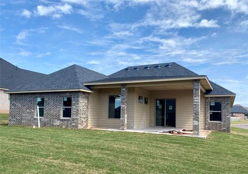 11729 Nw 105th Street, Yukon, OK, 73099 | Card Image