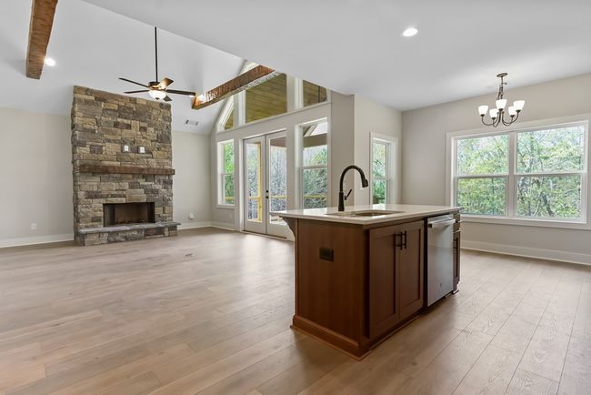 113 Summit View Ln, Home with 2 bedrooms, 4 bathrooms and 2 parking in Ellijay GA | Image 18