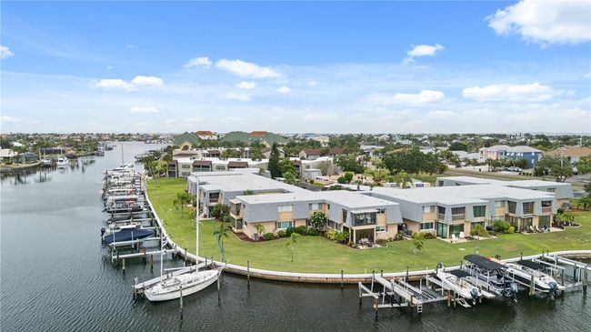 APT-203 - 1028 Apollo Beach Blvd, Condo with 2 bedrooms, 2 bathrooms and null parking in APOLLO BEACH FL | Image 34