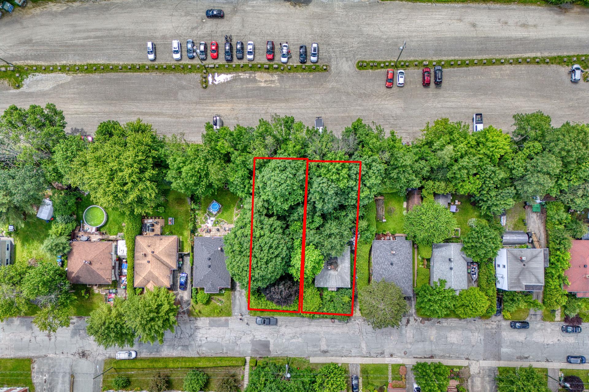 Land in Sherbrooke (Les Nations) 2