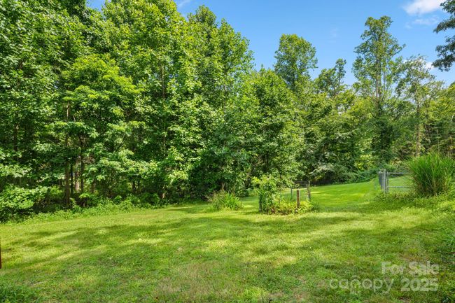 1058 Howard Gap Loop Rd, House other with 3 bedrooms, 3 bathrooms and null parking in Flat Rock NC | Image 26