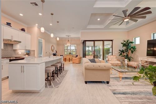 9712 Everglades Drive, NAPLES, FL, 34120 | Card Image