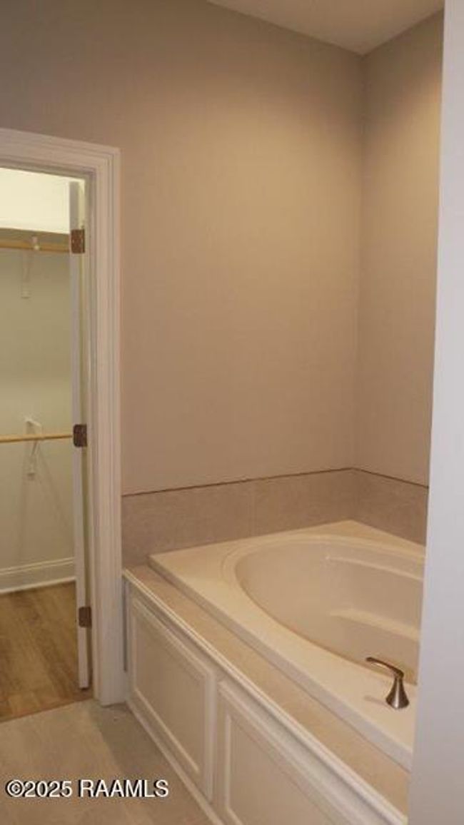 107 Sojourner 4 | Image 9
