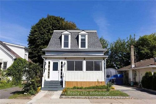 4466 4th Ave, Niagara Falls, ON, L2E4N3 | Card Image
