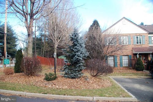 176 Kenton Dr, LANGHORNE, PA, 19047-1648 | Card Image