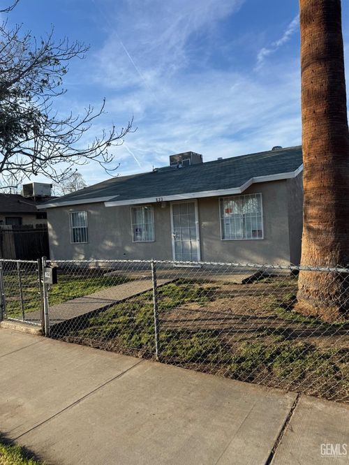 822 Kentucky St, Bakersfield, CA, 93305 | Card Image