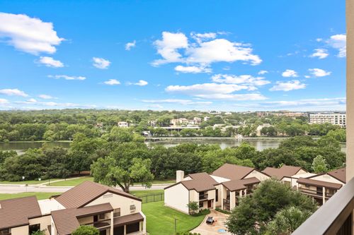 8c4-40 N Interstate 35, Austin, TX, 78701-4363 | Card Image