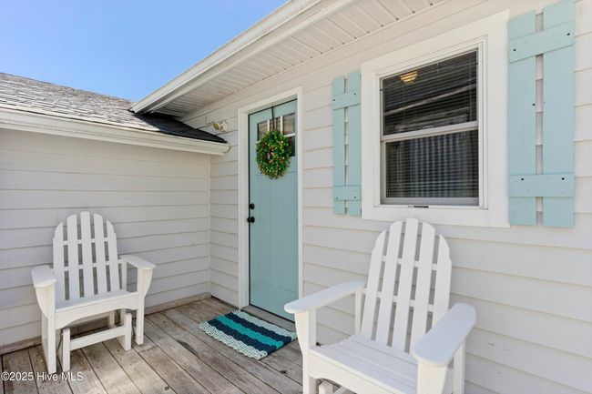 802 E Oak Island Dr, House other with 3 bedrooms, 2 bathrooms and null parking in Oak Island NC | Image 30