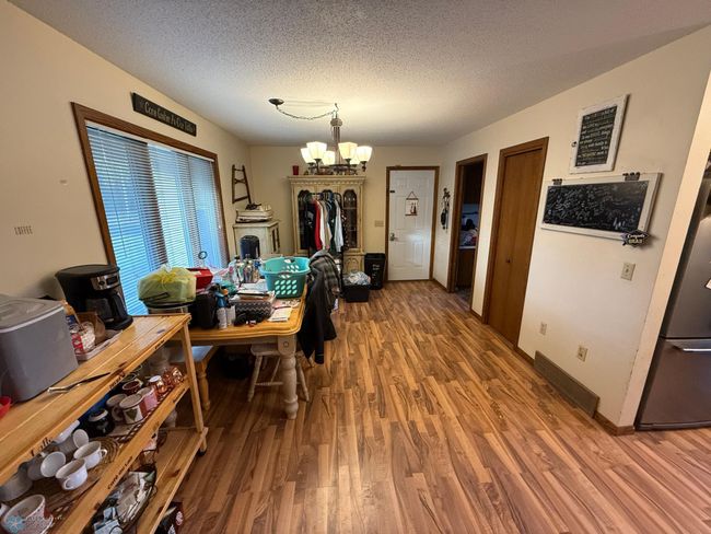 Kitchen Eating area | Image 5