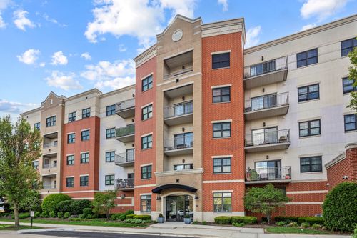 401-14 S Prospect St, Roselle, IL, 60172-2088 | Card Image