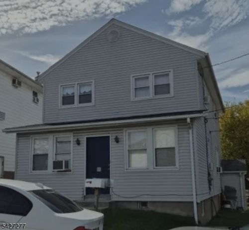 11 Woodrow Ave, Woodland Park, NJ, 07424-2738 | Card Image