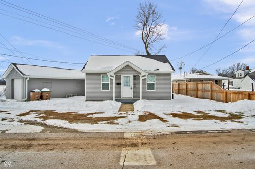 100 S Beatty Ln, Columbus, IN, 47201-6996 | Card Image