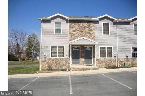 unit-c-10620 Sunburst Dr, Waynesboro, PA, 17268-8796 | Card Image
