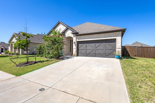 7304 Snyder Ln, Arlington, TX, 76002-5587 | Card Image