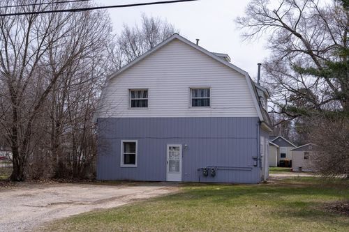 1403 Upton St, Mt. Pleasant, MI, 48858-3041 | Card Image
