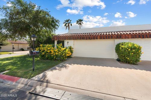 5762 N Scottsdale Rd, Paradise Valley, AZ, 85253-5914 | Card Image