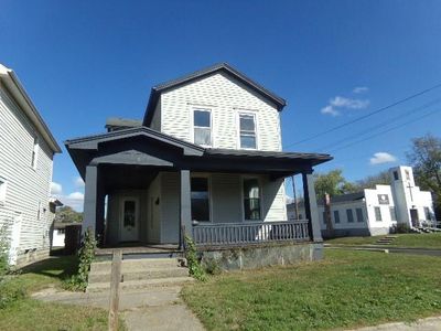 1613 Columbia Avenue, House other with 3 bedrooms, 2 bathrooms and null parking in Middletown OH | Image 1