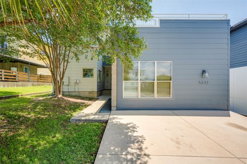 5237 Sendero Hills Pkwy, Austin, TX, 78724-6110 | Card Image