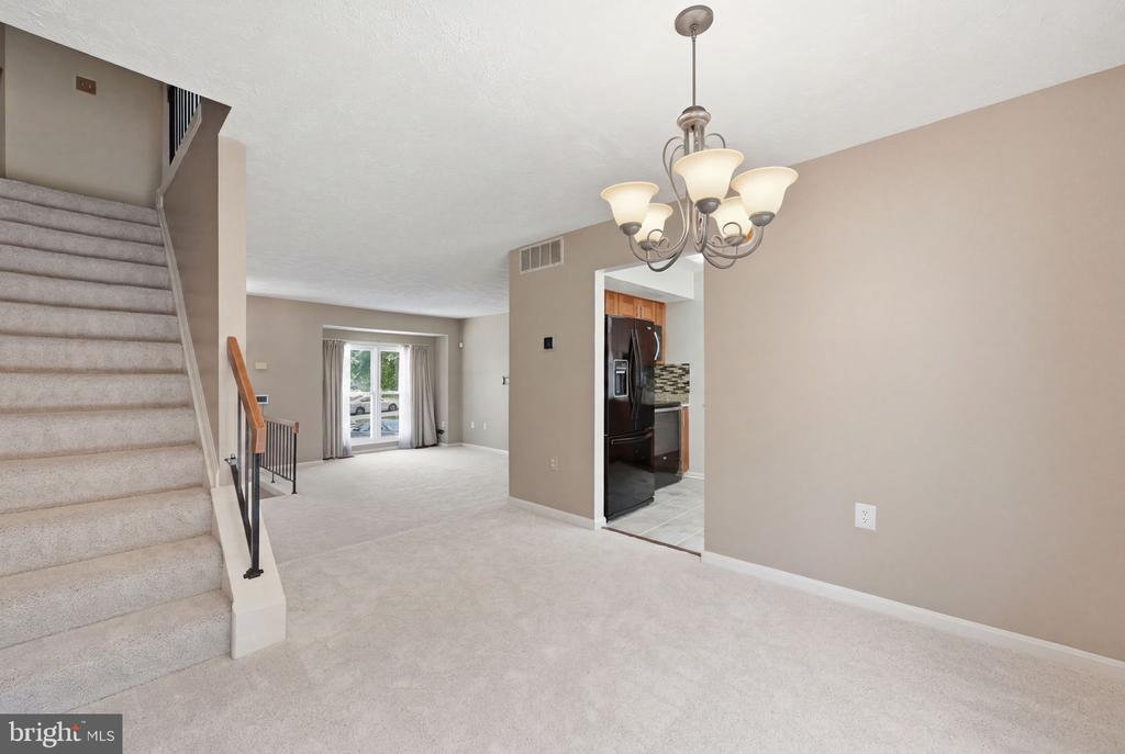 Residential in BURTONSVILLE 4