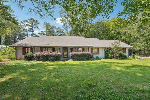 3665 Clubhouse Ln Se, Conyers, GA, 30094-3707 | Card Image