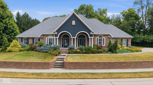 677 Foxboro Dr, Avon, IN, 46123-7185 | Card Image