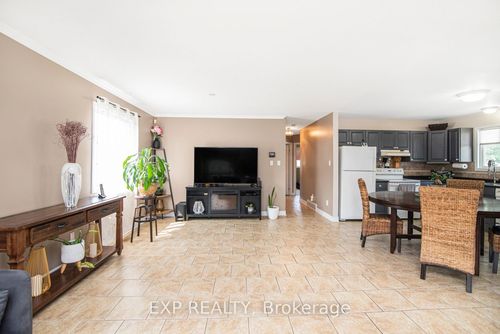 360 White Sands Dr, London, ON, N6M1J1 | Card Image