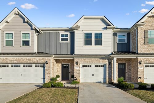 5743 Dockside Dr, Rockvale, TN, 37153-1001 | Card Image