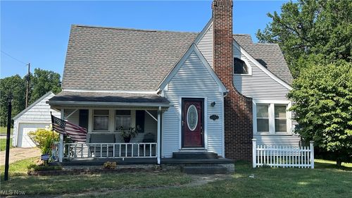 924 Churchill Rd, Girard, OH, 44420-2125 | Card Image