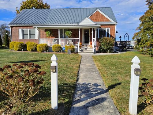 202 E Buck Avenue, Rural Retreat, VA, 24368 | Card Image