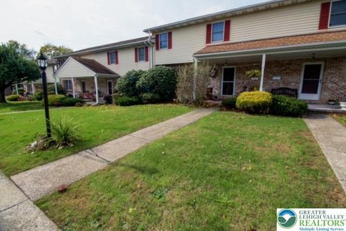 228 Utica Ave, WIND GAP, PA, 18091-1252 | Card Image