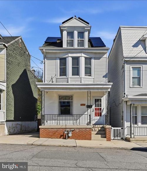 1758 W End Ave, POTTSVILLE, PA, 17901-2100 | Card Image