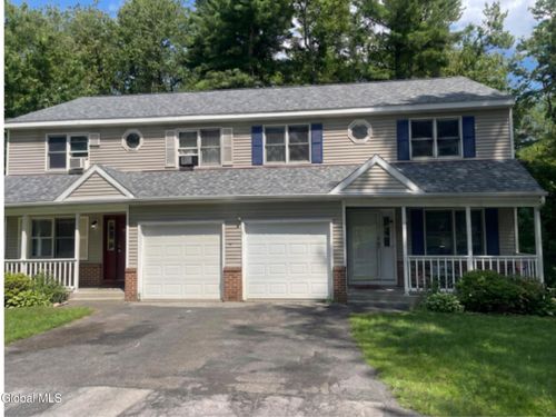 113 Woodin Rd, Halfmoon, NY, 12065-6104 | Card Image