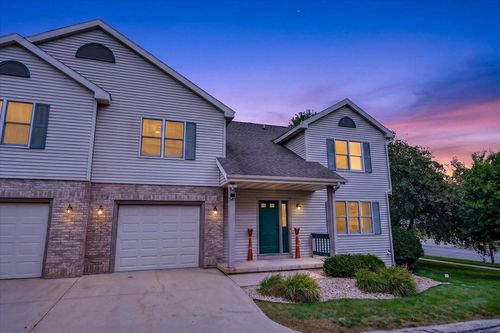 3222 Stonecreek Drive, Madison, WI, 53719 | Card Image