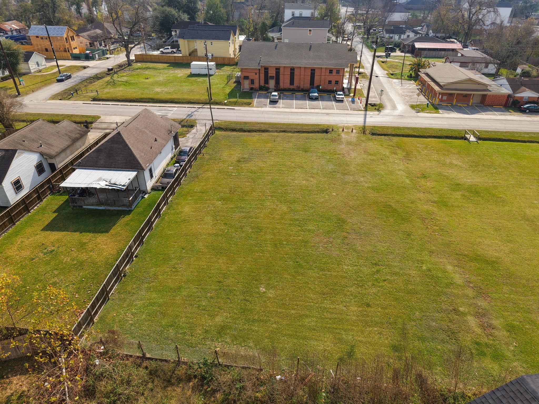Land in Houston 5
