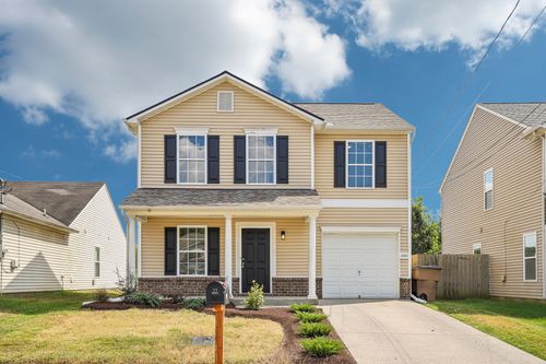 2883 Creekbend Dr, Nashville, TN, 37207-2727 | Card Image
