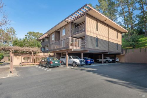 96 Forest Lane, San Rafael, CA, 94903 | Card Image