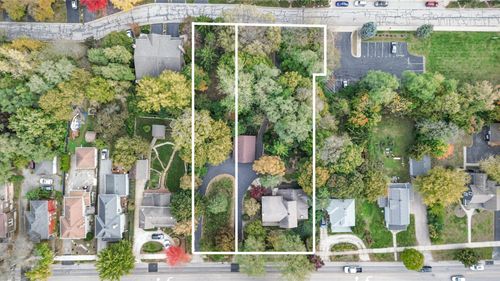 216 N Batavia Ave, Batavia, IL, 60510-1904 | Card Image