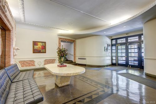 apt-a4-63-61 99th St, Rego Park, NY, 11374-2421 | Card Image