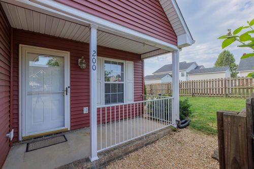 200 Kingsport Rd, WAYNESBORO, VA, 22980-2394 | Card Image