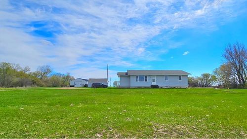 16404 440th Ave, Morris, MN, 56267-4568 | Card Image