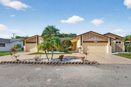 4609 Norfolk Island Pine Dr, Tamarac, FL, 33319-3533 | Card Image