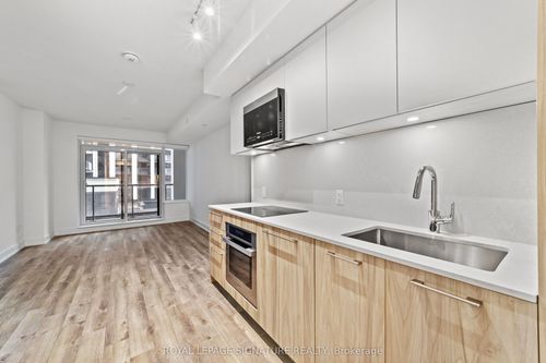 501-9 Clegg Rd, Markham, ON, L6G0H3 | Card Image