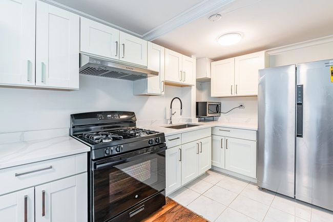 520 Ballantree Pl, House other with 6 bedrooms, 4 bathrooms and 4 parking in West Vancouver BC | Image 22