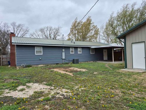 529 N Cedar St, Moran, KS, 66755-4071 | Card Image