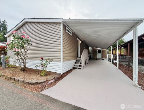 10-15410 Se 272nd St, Kent, WA, 98042-4244 | Card Image