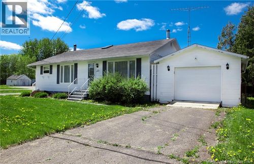 148 Wentworth St, Woodstock, NB, E7M2Z8 | Card Image