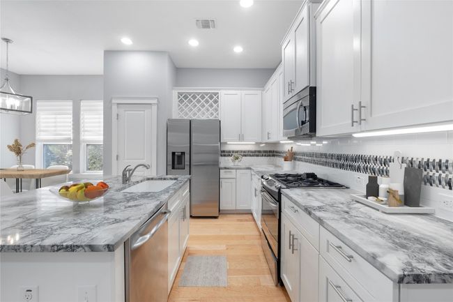 UNIT-16 - 3900 Threadgill St, House other with 2 bedrooms, 3 bathrooms and null parking in Austin TX | Image 16