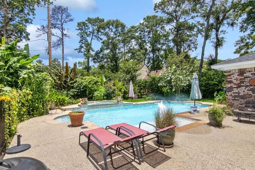 355 Cumberland Trl, Conroe, TX, 77302-2909 | Card Image